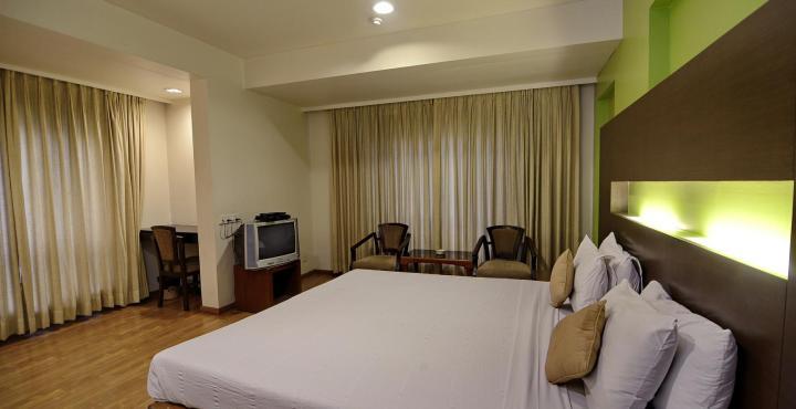 The President Hotel Shivajinagar Pune Exterior photo